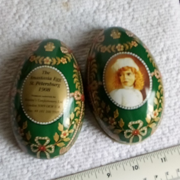 Easter eggs; tin Anastasia - 2 paper-mache West German - Picture 3 of 12